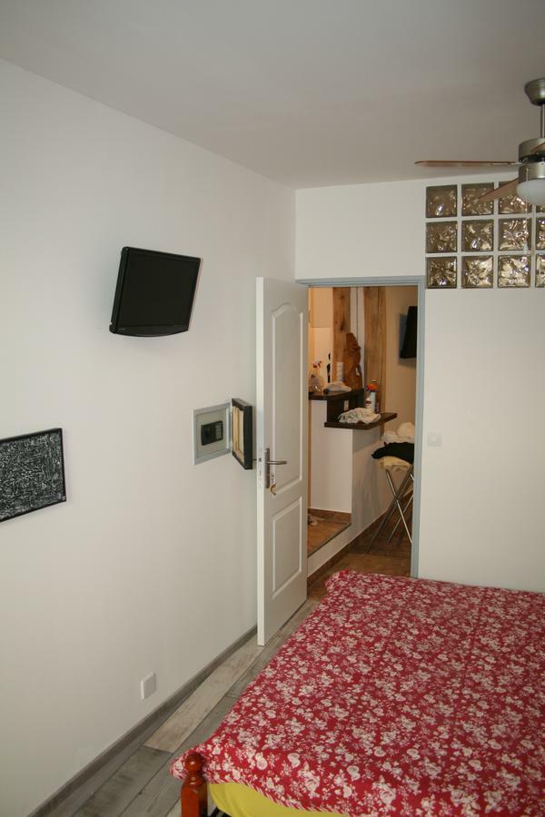 La Rebelle Bed & Breakfast Céret Exterior foto