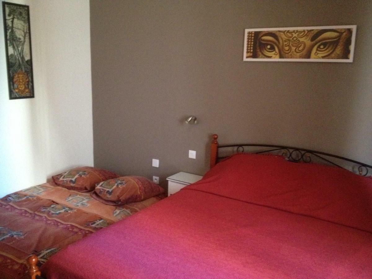La Rebelle Bed & Breakfast Céret Exterior foto